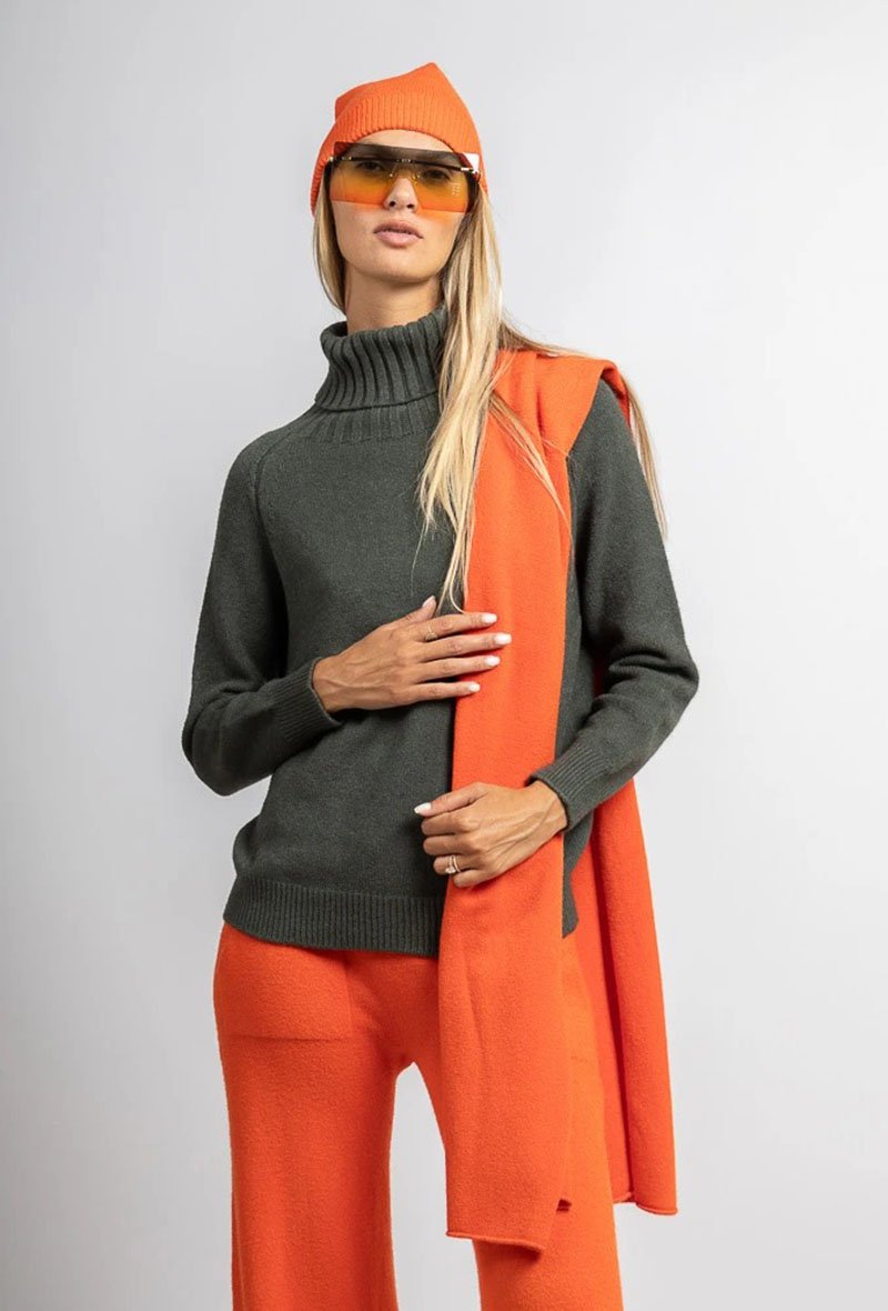 ECHARPE SIMPLE EN MAILLE SANS COUTURE