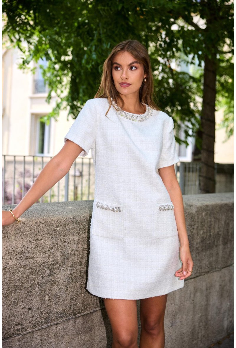 Robe tweed en laine avec paillettes et perles