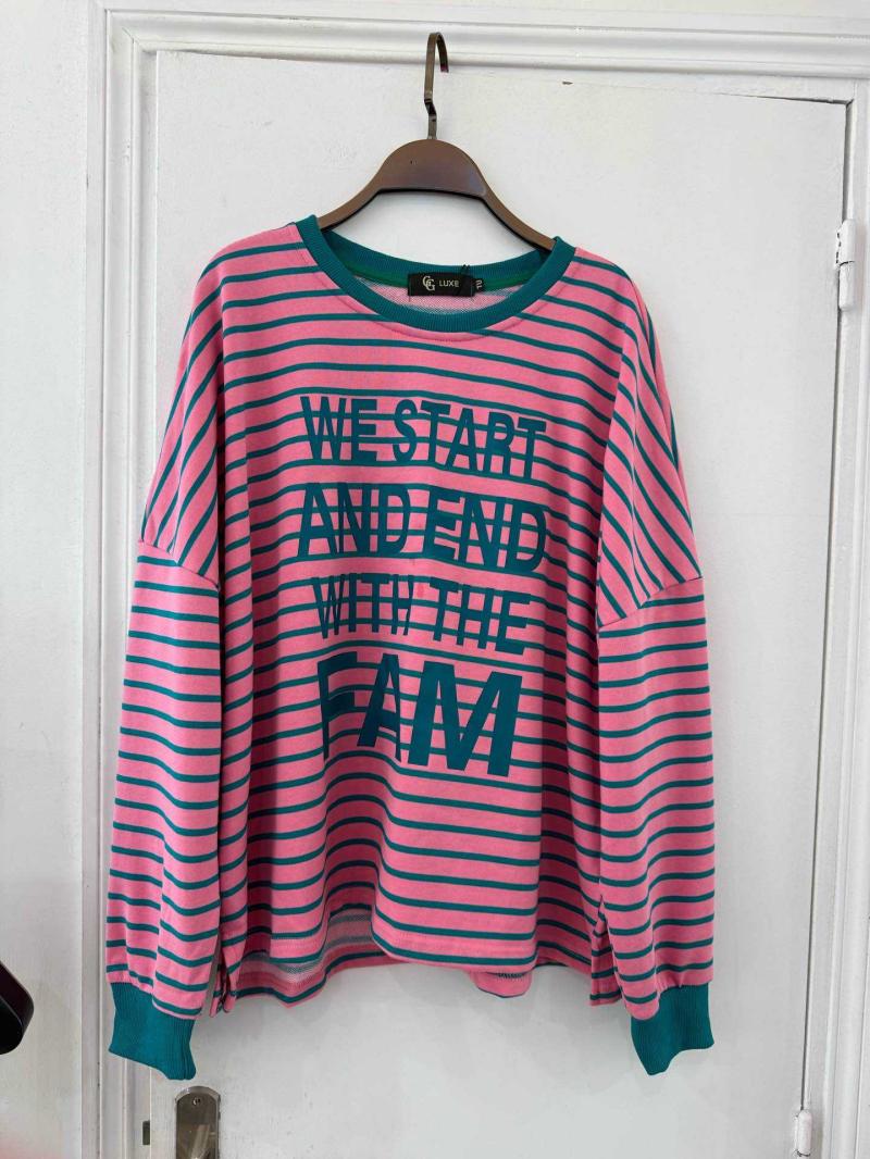 Colorful stripped sweat