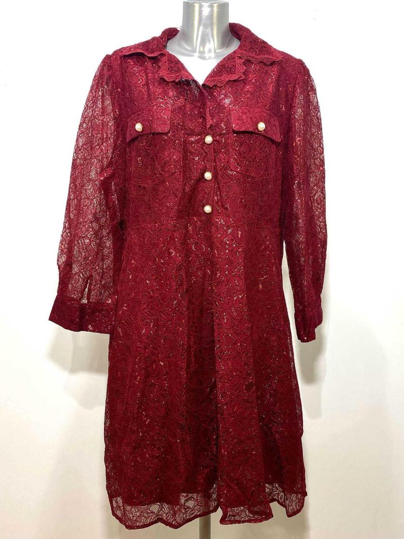 Robe en dentelle à faux boutons pour grande taille