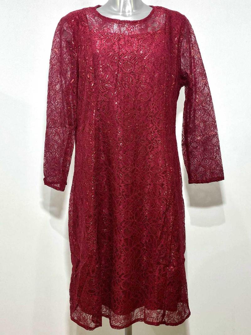 Robe en dentelle grande taille