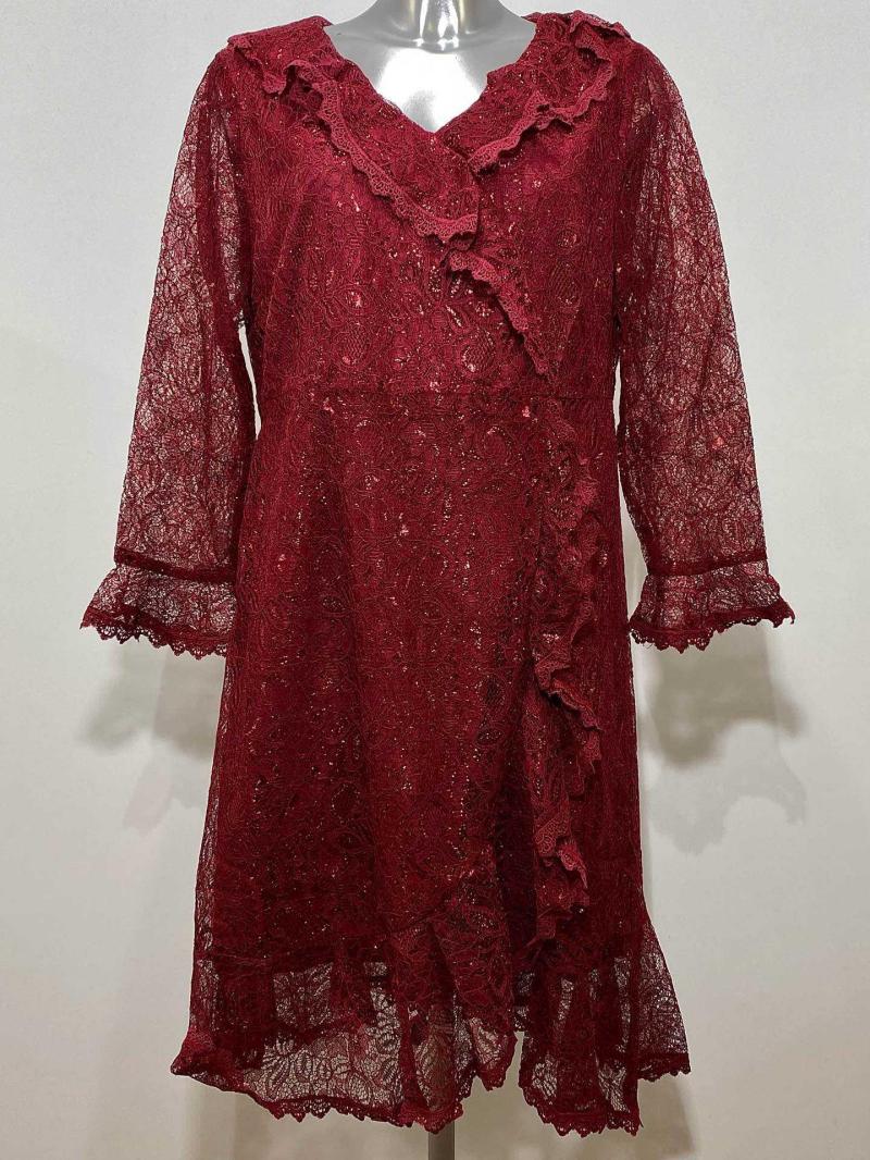 Robe en dentelle grande taille