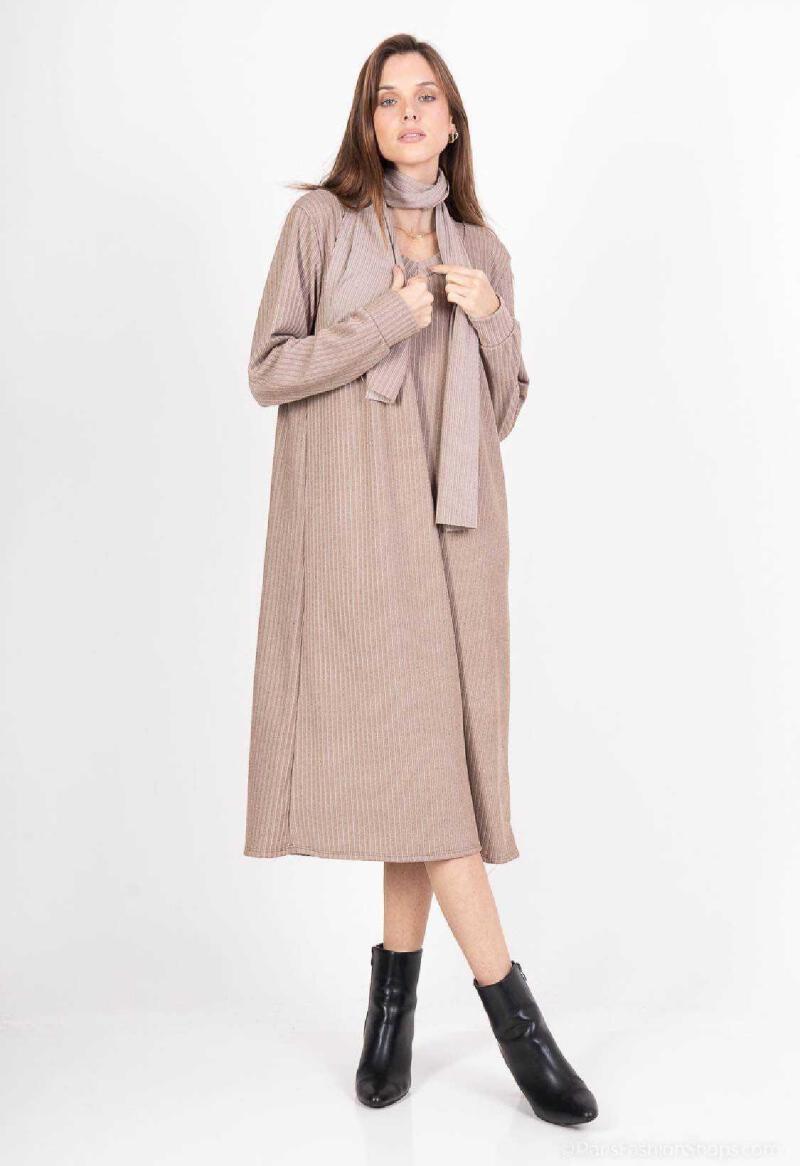 ROBE