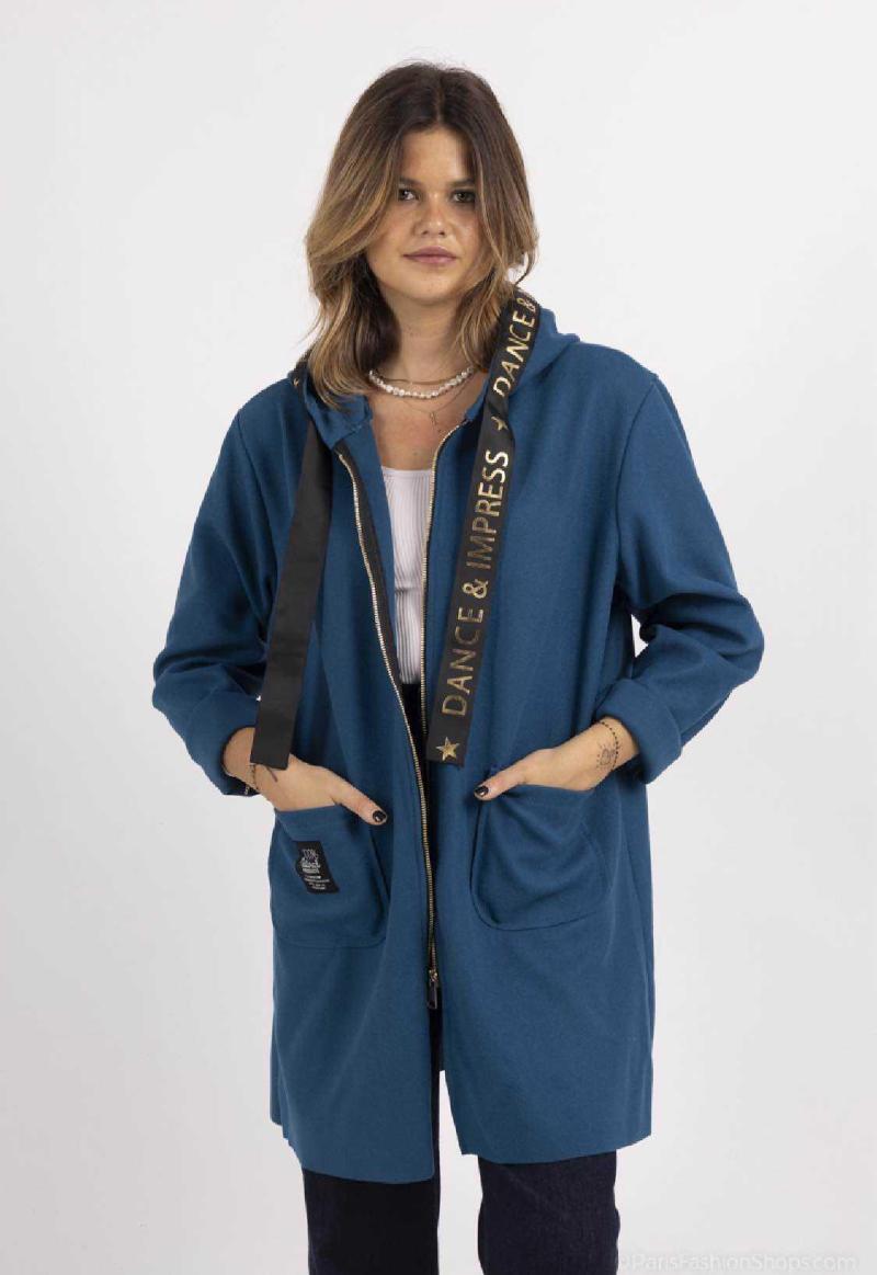 VESTE
