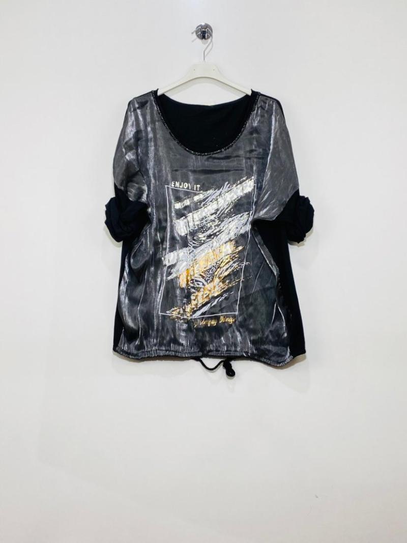 T-SHIRT