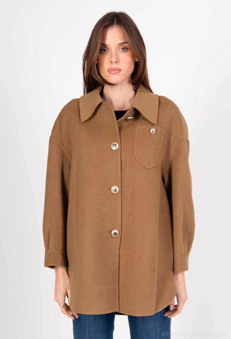 VESTE